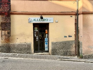 Foto Negozio a Perugia di 27 m² con 1 locali in vendita