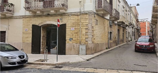 Foto Negozio in VIA VITTORIO VENETO 40, Cerignola Centro di 55 m²