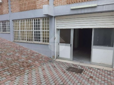 Foto Magazzino a Montoro di 130 m² con 1 locali in affitto