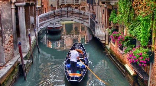 Foto Attività commerciale a Venezia di 20 m² con 1 locali in vendita