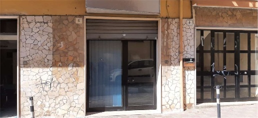 Foto Negozio in via vibo valentia, Catanzaro Catanzaro Lido di 33 m²
