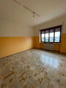 Foto Ufficio in Via maria, Frosinone Madonna Della Neve di 120 m²