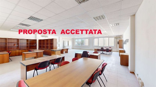 Foto Ufficio a Castelfidardo di 160 m² con 160 locali in vendita