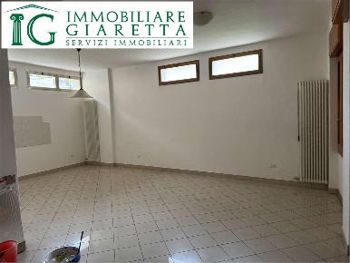 Foto Ufficio a Sandrigo di 60 m² con 1 locali in affitto