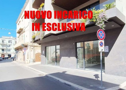 Foto Negozio a Corato di 45 m² con 2 locali in affitto