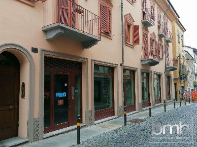 Foto Ufficio in Via Santa Croce 19, Moncalieri Centro Storico di 270 m²
