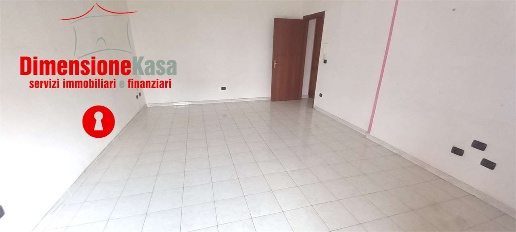 Foto Ufficio in Piazza G. Mazzini, Cicciano di 60 m² con 4 locali