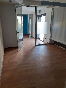 Foto Negozio in corso stamira, Ancona Corsi di 120 m² con 1 locali