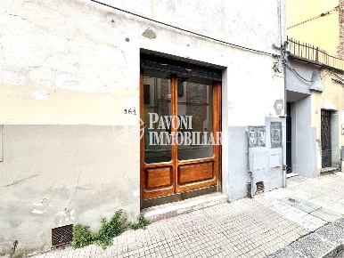 Foto Negozio in Via Porta san Marco 159, Pistoia Centro Storico di 44 m²