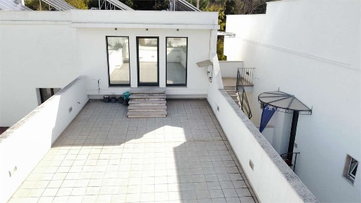 Foto Ufficio in via nardò 20, Casarano di 135 m² con 5 locali in affitto