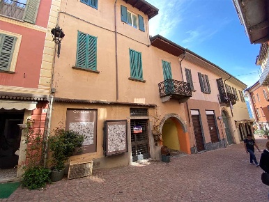 Foto Ufficio a Luino di 45 m² con 2 locali in vendita