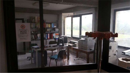 Foto Ufficio a Castelnuovo di Garfagnana Centro di 115 m² con 6 locali