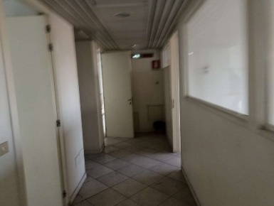 Foto Ufficio a Ancona di 450 m² con 1 locali in affitto