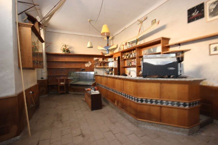 Foto Negozio in via Quercioli, Massa Rinchiostra - Quercioli di 50 m²