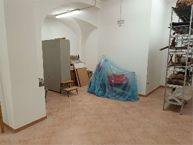 Foto Magazzino a Rovereto di 100 m² con 2 locali in vendita