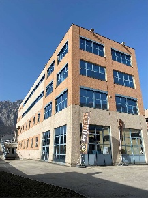 Foto Ufficio in Via Belfiore, Lecco Caleotto di 371 m² con 2 locali