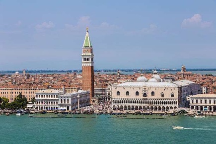 Foto Negozio in Strada nuova, Venezia Santi Apostoli - San Canciano