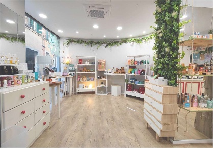Foto Negozio a Lucca di 230 m² con 4 locali in affitto