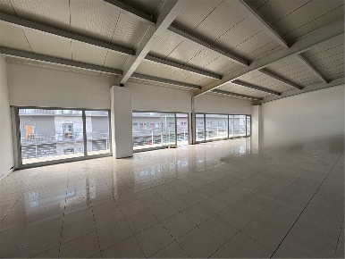 Foto Ufficio a Ancona di 230 m² con 1 locali in affitto
