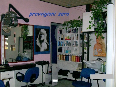 Foto Negozio in viareggio, Viareggio Centro di 90 m² con 3 locali