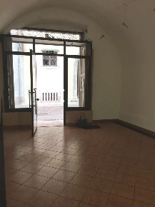 Foto Negozio in Via della Terra, Rovereto Centro Storico, Santa Maria