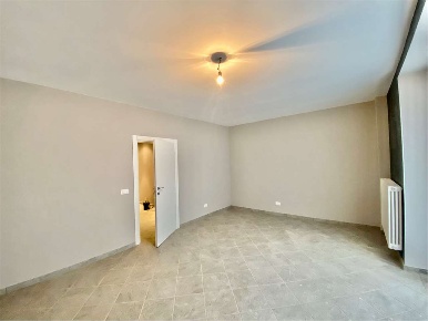 Foto Ufficio in Via Primo Maggio, Oggiono di 60 m² con 2 locali in vendita