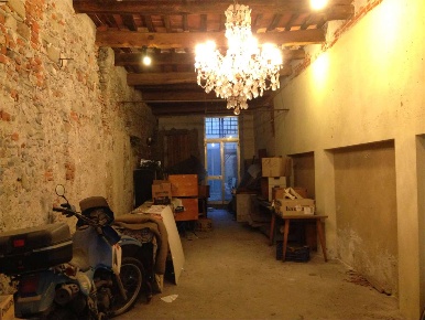 Foto Negozio in Centro Storico, Lucca Piazza Napoleone - San Michele