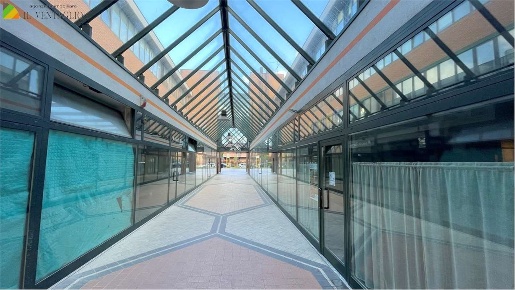 Foto Negozio a Sassuolo di 166 m² con 1 locali in vendita