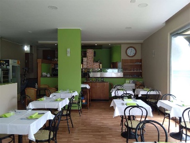 Foto Negozio in Viale Europa 20, Varedo di 90 m² con 2 locali in vendita