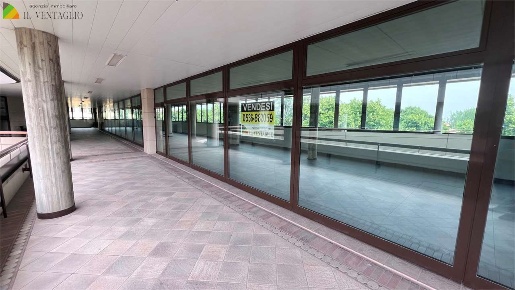 Foto Ufficio a Sassuolo di 61 m² con 1 locali in vendita