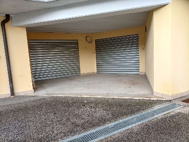 Foto Magazzino in via Mediana Chiappitto, Alatri Centro di 200 m²