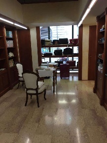 Foto Negozio in CORSO MAZZINI, Ancona Corsi di 150 m² con 5 locali