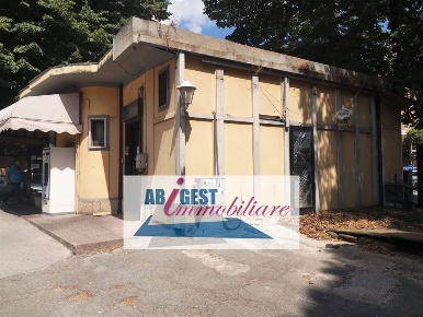 Foto Negozio a Frosinone di 25 m² con 1 locali in affitto