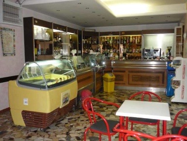 Foto Negozio in capannori, Capannori Centro di 200 m² con 7 locali
