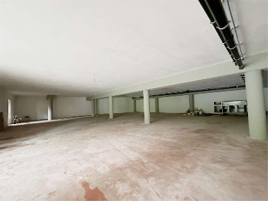 Foto Magazzino in Gragnano, Capannori Gragnano - Lappato di 213 m²