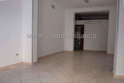 Foto Negozio in Via Roma, Mazara del Vallo Centro di 60 m² con 2 locali