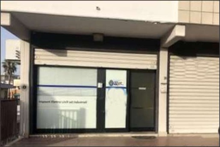 Foto Negozio in VIA DEI MARRUCCINI, Latina Piccarello di 137 m² in vendita