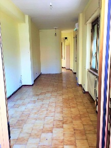 Foto Ufficio a Frosinone di 35 m² con 2 locali in affitto