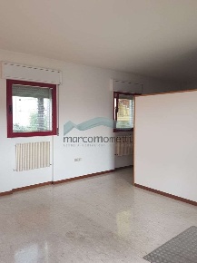 Foto Ufficio a Vittorio Veneto di 45 m² con 8 locali in affitto