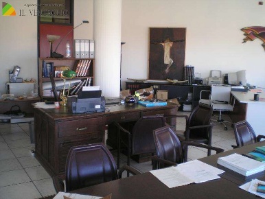 Foto Ufficio a Sassuolo di 80 m² con 1 locali in affitto