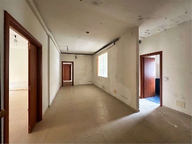 Foto Ufficio in Via Pio X 250, Catanzaro Stadio - Pontepiccolo di 165 m²