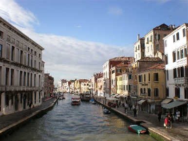 Foto Negozio in san giovanni e paolo, Venezia di 30 m² con 2 locali