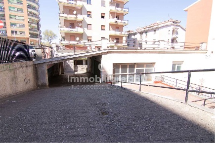Foto Ufficio in Via Pasquale Rossi 19, Cosenza Acquedotto di 317 m²