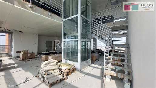 Foto Ufficio a Modena di 500 m² con 2 locali in affitto
