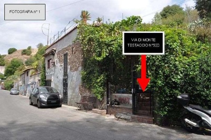 Foto Negozio in Via di Monte Testaccio 52, Roma Testaccio di 65 m²