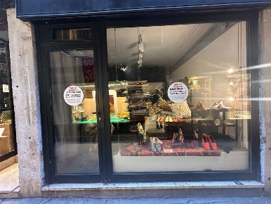 Foto Negozio in Calle dei Fuseri, Venezia San Marco di 14 m² con 1 locali