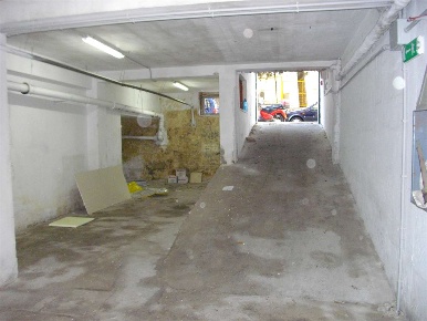 Foto Magazzino a Lecce di 380 m² con 1 locali in vendita