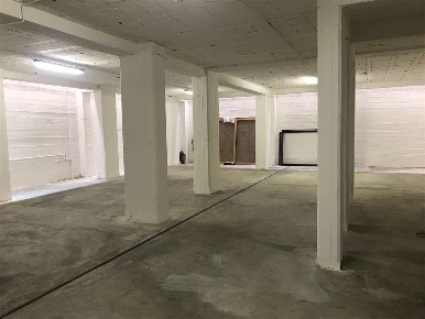 Foto Magazzino a Mantova di 180 m² con 3 locali in vendita