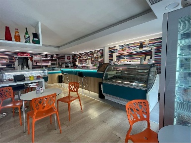 Foto Negozio a Perugia di 156 m² con 3 locali in vendita
