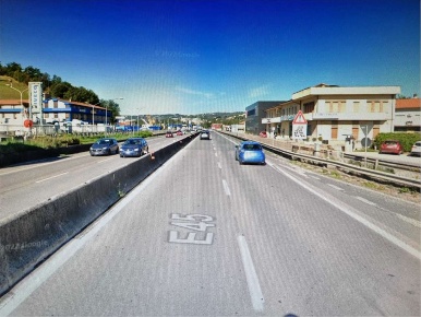 Foto Negozio in Ponte San Giovanni, Perugia Ponte San Giovanni - Balanzano